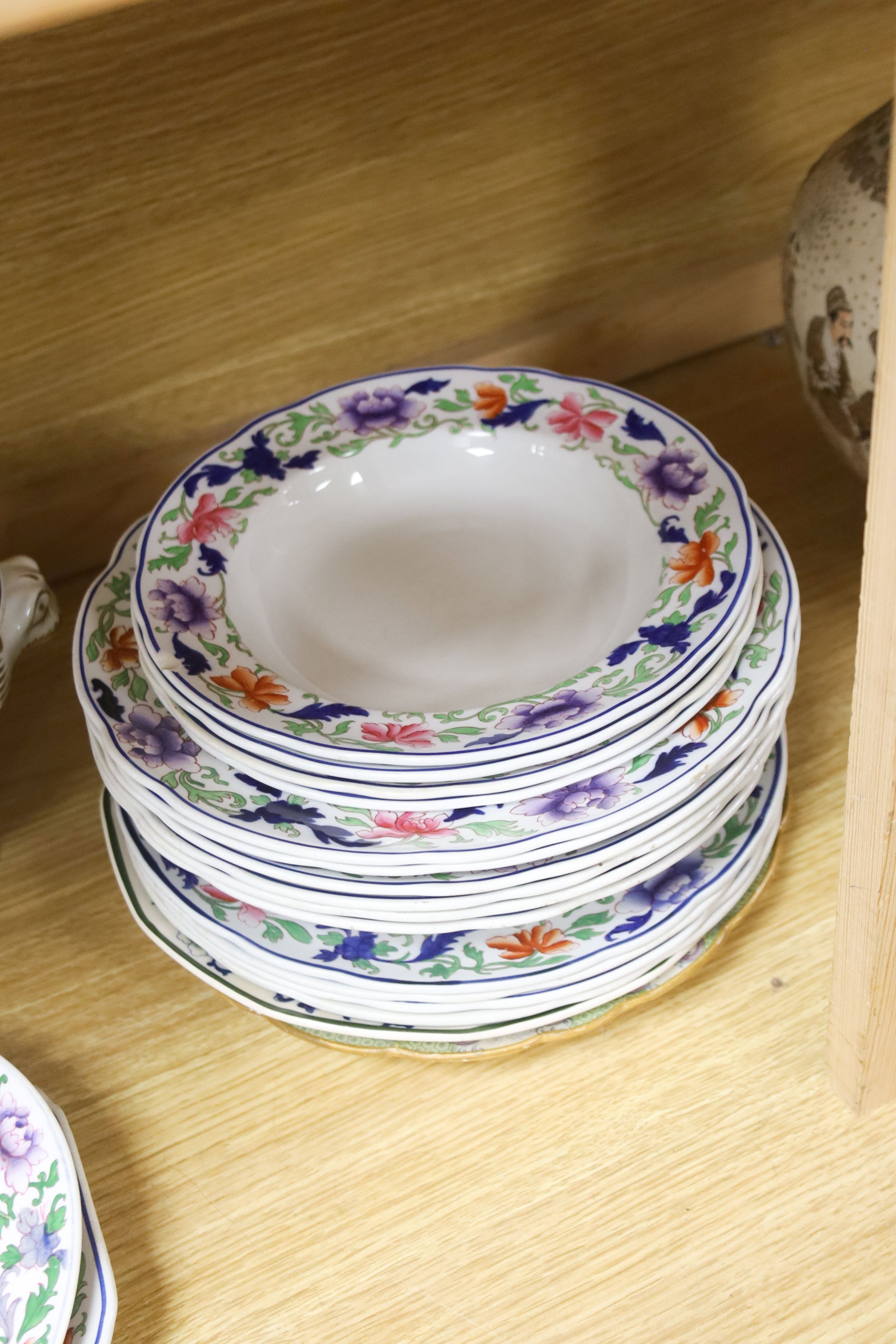 A Copeland Spode dinner service